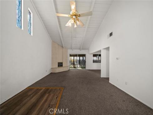 2011 W Katella 3 , Anaheim, CA