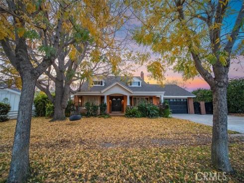 2039 S. Eileen Drive