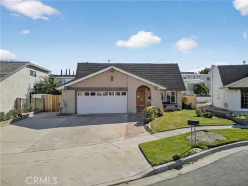 6116 E Paseo Rio Azul , Anaheim, CA