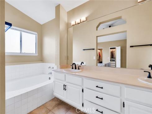 1780 N Azure , Anaheim, CA