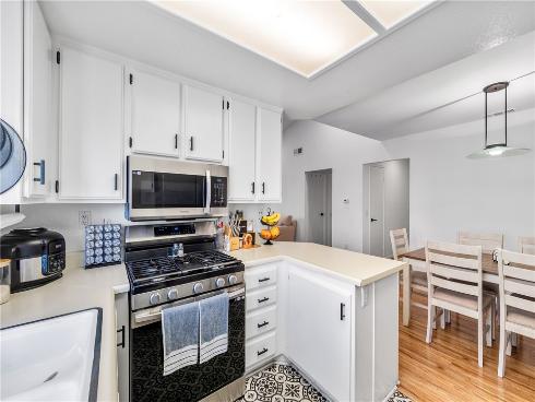 3573  W Greentree Cir  C , Anaheim, CA