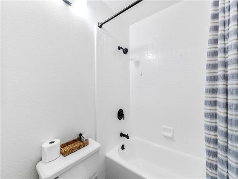 3573  W Greentree Cir  C , Anaheim, CA