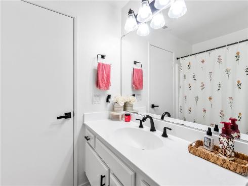 3573  W Greentree Cir  C , Anaheim, CA