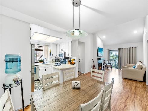 3573  W Greentree Cir  C , Anaheim, CA