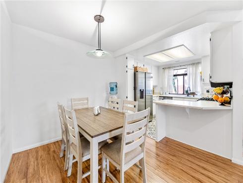 3573  W Greentree Cir  C , Anaheim, CA