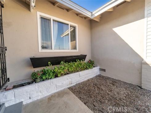 223 S Emerald   Street, Anaheim, CA