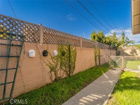 223 S Emerald   Street, Anaheim, CA