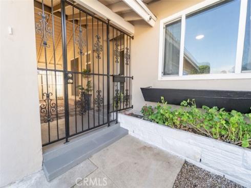 223 S Emerald   Street, Anaheim, CA