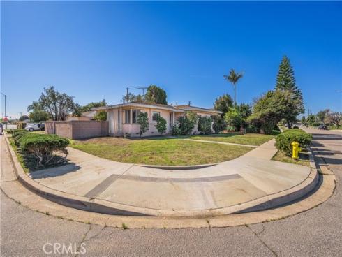 2420 W Grivey  , Anaheim, CA