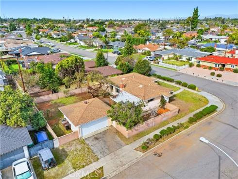 2420 W Grivey  , Anaheim, CA