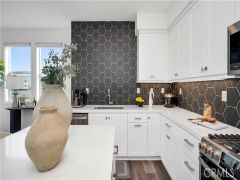 1669 W Lincoln  102  Avenue, Anaheim, CA