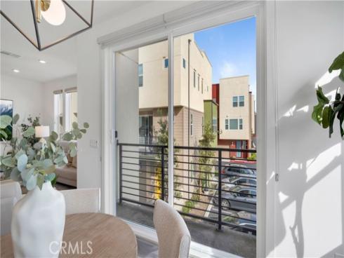 1669 W Lincoln  102  Avenue, Anaheim, CA