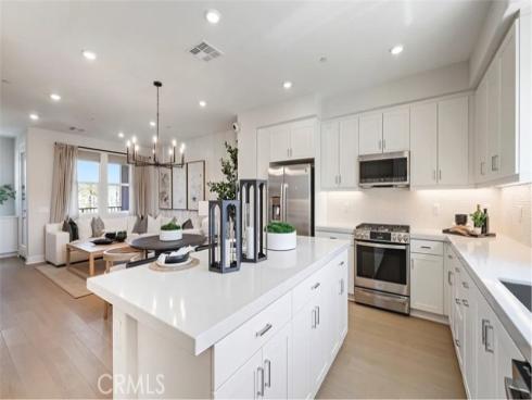 1750 E Park  20  Street, Anaheim, CA