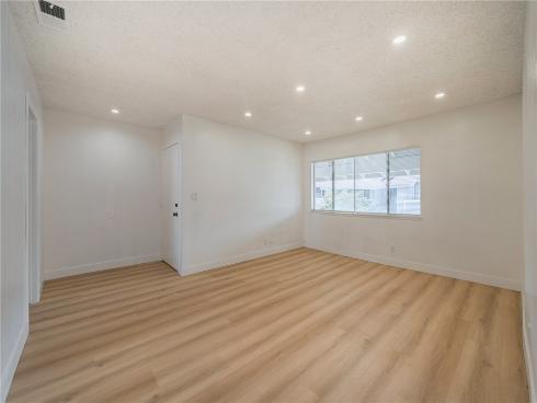 1250 S Brookhurst  2033  Street, Anaheim, CA