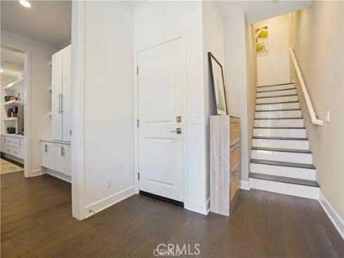 820 E Santa Ana   Street, Anaheim, CA