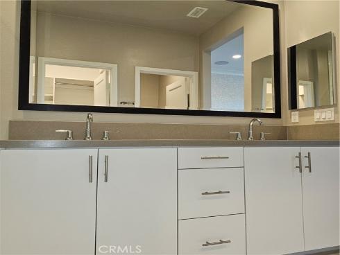 820 E Santa Ana   Street, Anaheim, CA