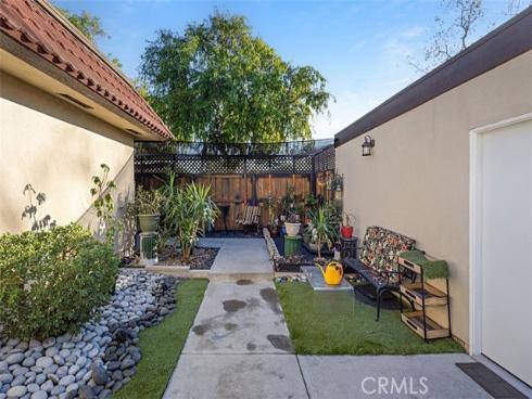 1415 N Greenhaven  , Anaheim, CA