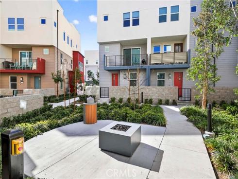 1649 W Lincoln  101 , Anaheim, CA