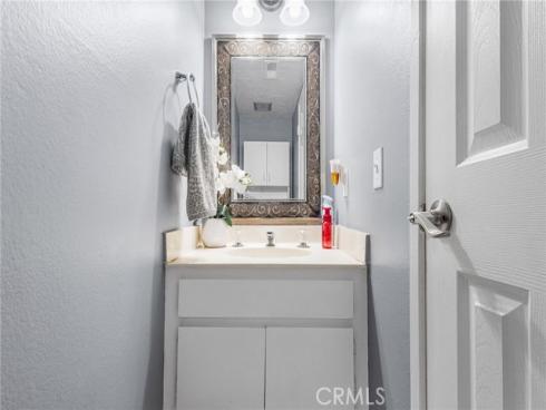 1381 S Walnut 2105 , Anaheim, CA