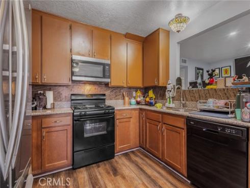 1381 S Walnut 2105 , Anaheim, CA