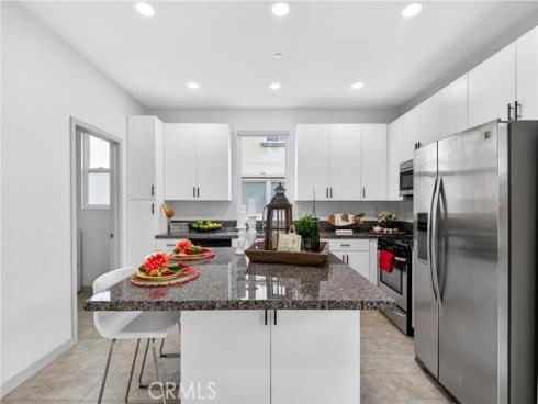 809 S Anaheim 106 Boulevard, Anaheim, CA