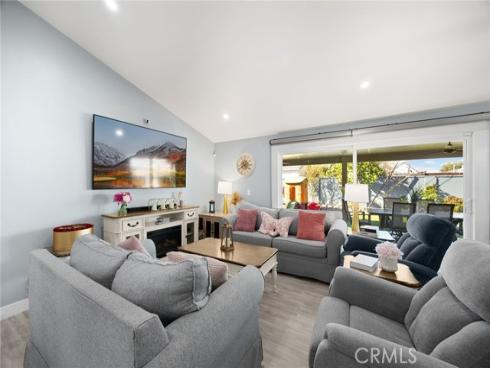 703 N Roanne  , Anaheim, CA