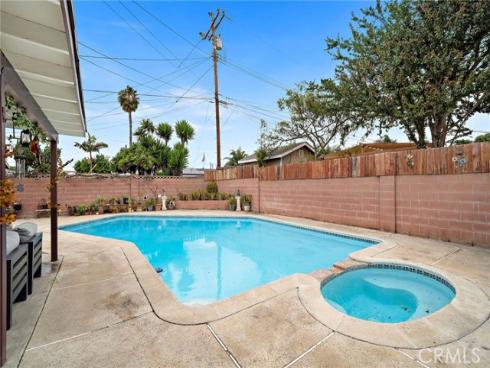 10802  Mac   Street, Anaheim, CA