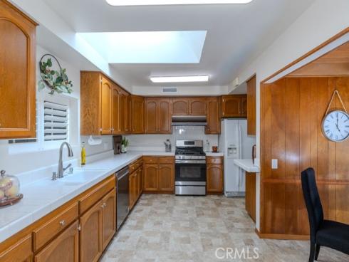 2834 W Keys   Lane, Anaheim, CA