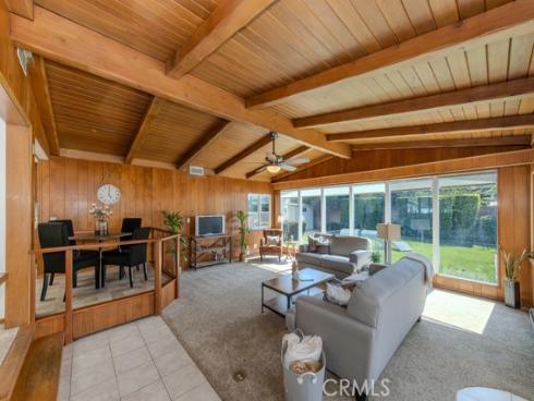 2834 W Keys   Lane, Anaheim, CA