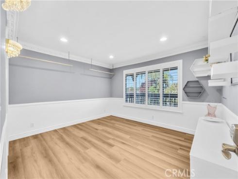 1417 W James , Anaheim, CA