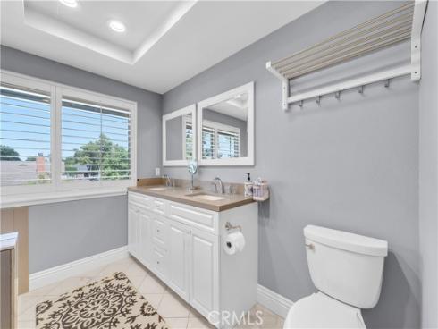 1417 W James , Anaheim, CA