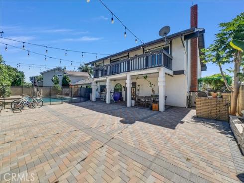 1417 W James , Anaheim, CA