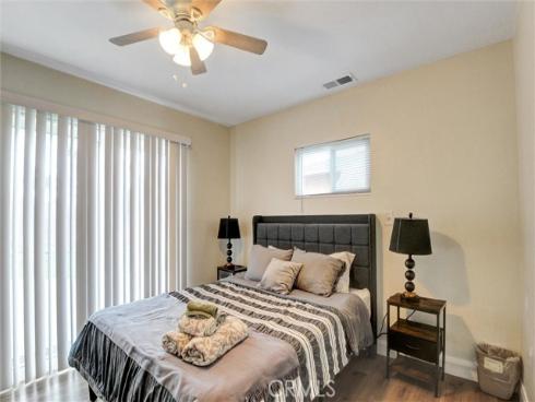 1001 N Hanover Pl , Anaheim, CA