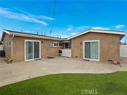 1001 N Hanover Pl , Anaheim, CA