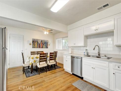 1001 N Hanover Pl , Anaheim, CA