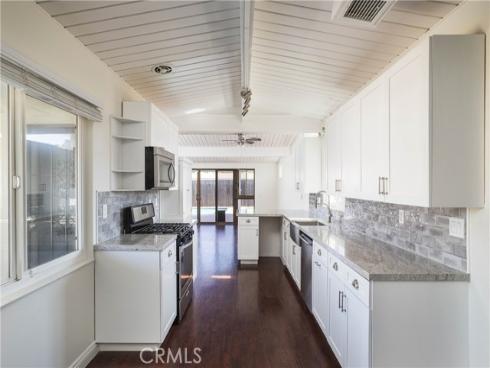724 N Vine  , Anaheim, CA