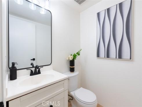 1024 W Lamark Lane, Anaheim, CA