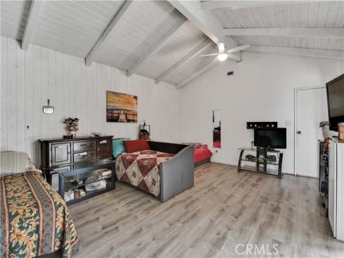 2550 W Rowland   Avenue, Anaheim, CA