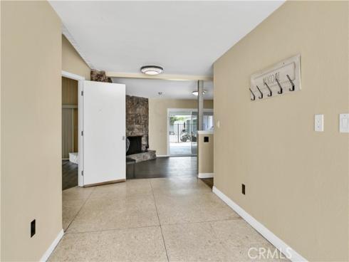 2550 W Rowland   Avenue, Anaheim, CA