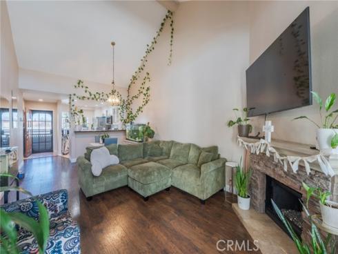 1875 W Falmouth  58 , Anaheim, CA