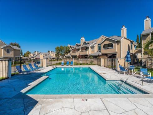 1875 W Falmouth  58 , Anaheim, CA