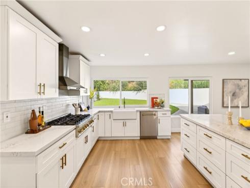 1070 S Road Runner  , Anaheim, CA