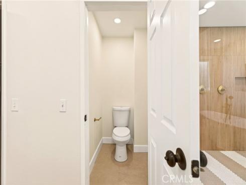 1070 S Road Runner  , Anaheim, CA