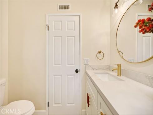 1070 S Road Runner  , Anaheim, CA