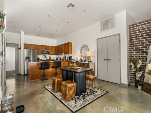 435 W Center Street Promenade  323 , Anaheim, CA