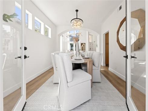 910 S Barton Court, Anaheim, CA