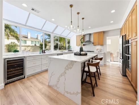 910 S Barton Court, Anaheim, CA