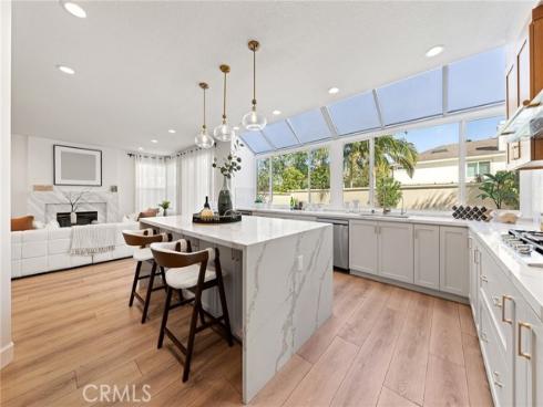 910 S Barton Court, Anaheim, CA