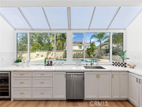 910 S Barton Court, Anaheim, CA