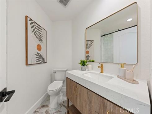 910 S Barton Court, Anaheim, CA